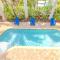 One-of-a-Kind! Pool, Terraces, Ocean-View Rooftop, in Siesta Village at Best Beach! - 西耶斯塔岛