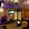 Show Hotel