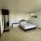 Lotus Hotel & Apartment