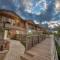 Tembo Guest Lodge