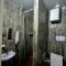 Hostel 5 Сapsule - rooms - 乌斯季卡缅诺戈尔斯克