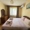 Lugano Couples Quiet Apt w Free Street Parking - صوفيا
