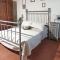 Tuscan rooms