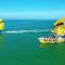 Newly Remodeled Apt! Key-West Victorian with beach access, to Siesta Key Beach! - Siesta Key
