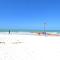 Newly Remodeled Apt! Key-West Victorian with beach access, to Siesta Key Beach! - Siesta Key