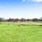 Happiness Ranch - Pecan Tree House - Blanco
