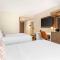 Cambria Hotel Denver Downtown RiNo