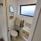 Azores Harbourside Studio - private self contained unit - 陶朗加
