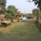 Chilax House and Retreat Center - Sauraha