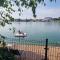 TopSenec-Lakeside Home - 塞内奇