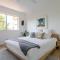 Stylish and Spacious Beach Apartment