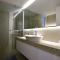 Acropolis area 6 min walk to metro and Ancient sites - Athen