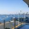 WaterFront Stunning Antique 4Rms 7Beds HolidayHome