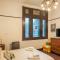 Maison Depla with rooftop, Jacuzzi, pool, and BBQ