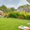 Lago Vista Home with Putting Green, Pool and Jacuzzi