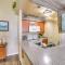 Bay View, Pool Access Romantic Galveston Retreat! - 加尔维斯敦