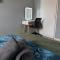 House near to CastleCourt shopping