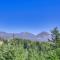 Gorge Retreat - Modern Carson Home with Mtn Views! - Carson