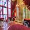 Scarletz Suites KLCC by MyKey