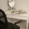 Jasny Apartament z 2 Balkonami Wrocław Partynice by Noclegi Renters - Wrocław