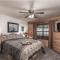 Hughes, Cabin at Ruidoso, with Forest View - 鲁伊多索