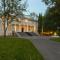 The MANOR Sports & Spa