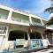 White Beach Hotel Puerto Galera powered by Cocotel