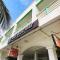 White Beach Hotel Puerto Galera powered by Cocotel