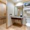 Lift Bridge Lodge, Ascend Hotel Collection