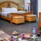 Tejarat International Hotel