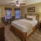 Holiday Inn Villages Resort -2BD Sleeps up to 6 - Flint