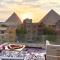 Locanda view pyramids in - Il Cairo