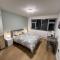 Modern suite - Feltham