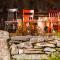 Fireplace, Ski-Okemo, Apple Trees, Piano, Amazing Views, Firepit, Priory, Pool, Fields, Theatre! - Weston