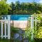 Fireplace, Ski-Okemo, Apple Trees, Piano, Amazing Views, Firepit, Priory, Pool, Fields, Theatre! - Weston