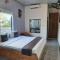 Huong Viet Hotel - Ban Cuc Lua
