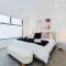 Modern Family Home 3BR in Box Hill North