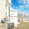 LUX The Shoreline Palm Island Penthouse - Dubaj