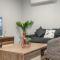 Sovereign Hill Close -private, peaceful, modern