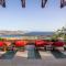 Villa TakeOff Saronida