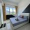 Hillview Cube w/Rooftop Pool - Kuah