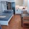 Sleeps 11 - Sea View - Balcony - Parking - 塞萨洛尼基