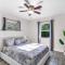 Spacious 3 bedroom Home with Oversized Pool & Backyard - Miami