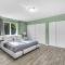 Spacious 3 bedroom Home with Oversized Pool & Backyard - Miami