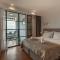 BREGOS SUPERIOR APARTMENT - unique design 3-BR - unbelievable panoramic view of Split - walking distance from UNESCO palace and Bacvice beach - free parking - BURALUX properties - Split