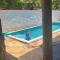 Cantinho na roca com piscina