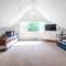 Updated 3 BDR Gas Fire Place BBQ