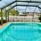 Beautiful 3 Bed House with pool