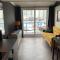 Tiny Floating Home with Marina Views - Brighton & Hove