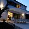 Grand Spa-Francorchamps Villa - Chalourous "home sweat home" for Families, Friends & Pilots - Splendid 4-Bedroom with Home Cinema theater & pool